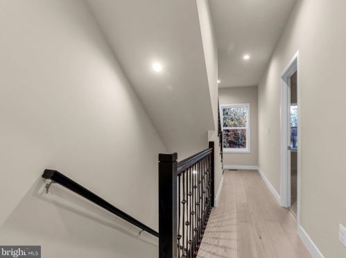 5821 Field Pl, Washington DC exterior