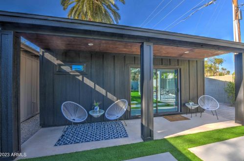 4043 44th Pl, Phoenix AZ  85018-5401 exterior