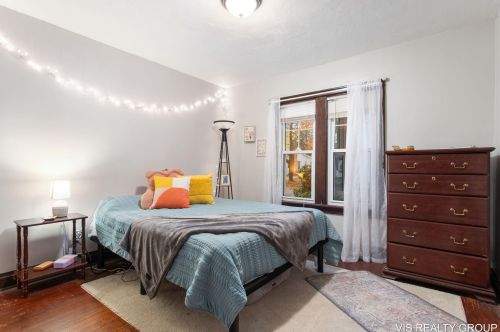 2256 Blodgett St, Meskegon MI  49441-1516 exterior