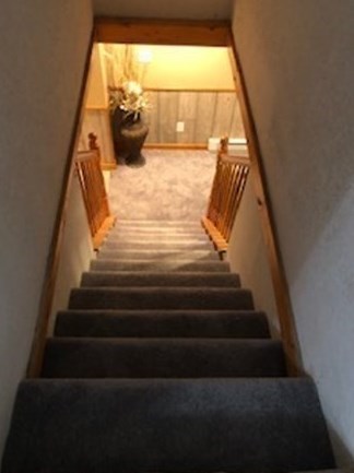 941 Carew St, Springfield MA 01104-1266 exterior