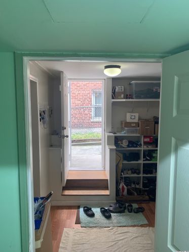 1804 Bussing Ave, Bronx NY 10466-2032 exterior