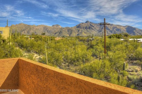 835 Placita Del Mirador, Tucson, AZ 85718-1956