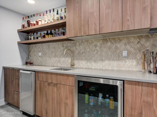 3425 Dickens Ave, Chicago IL 60647-3714 exterior