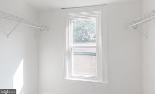 216 James St, Lancaster PA 17603-2910 exterior