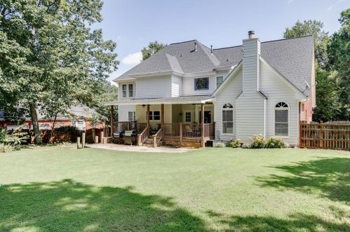 3330 Highgate Hills Dr, Duluth GA 30097-5129 exterior