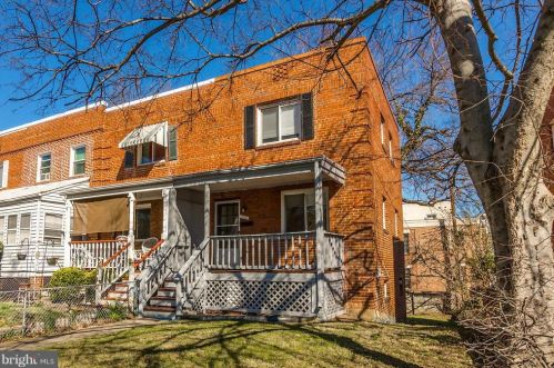 244 Lynhaven Dr, Alexandria VA  22305-3107 exterior