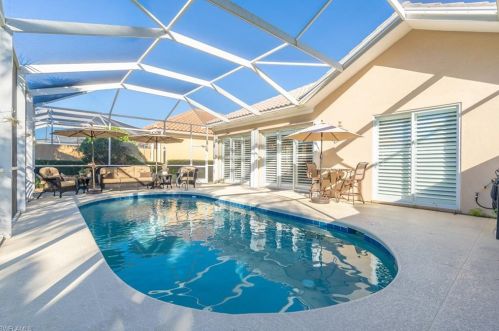 7558 Garibaldi Ct, Naples FL 34114-2642 exterior