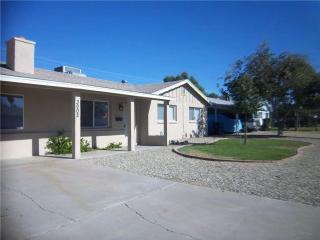 3002 Larkspur Dr, Phoenix AZ  85032-7126 exterior