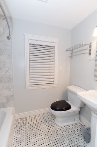 12234 State St, Chicago IL 60827-2016 exterior