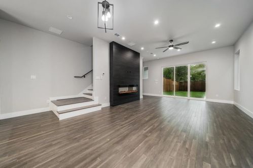 2339 Douglas Ave, Dallas TX  75219-2435 exterior