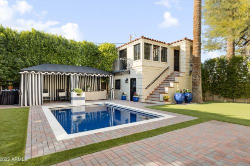 2050 11th Ave, Phoenix AZ  85007-1509 exterior