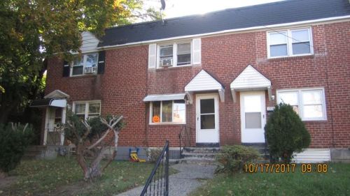 1335 7th St, Chester, PA 19013-3315