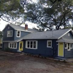 811 Chelsea St, Tampa FL  33603-4136 exterior