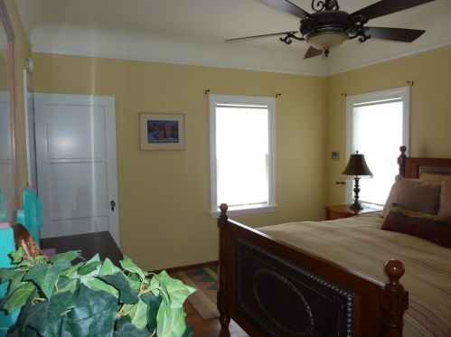 636 5 St, Oxnard CA 93030-6520 exterior