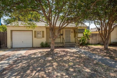 236 Locust St, Turlock, CA 95380-5236