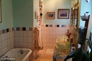 2707 Ottawa Ave, Baltimore MD  21230-1131 exterior