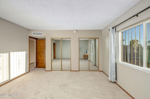 1458 Olympic Club Dr, Tucson AZ  85710-7250 exterior