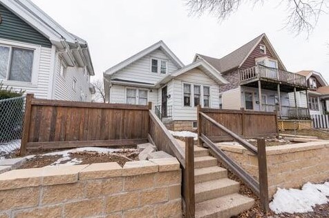 5115 31, Milwaukee WI 53208-4054 exterior