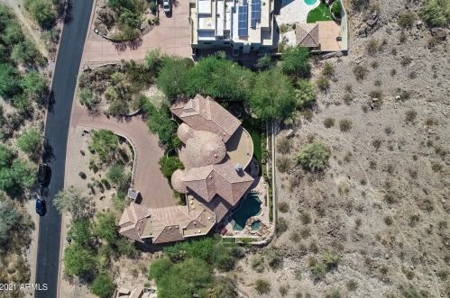 13841 Cyn Dr, Phoenix AZ 85016-2403 exterior