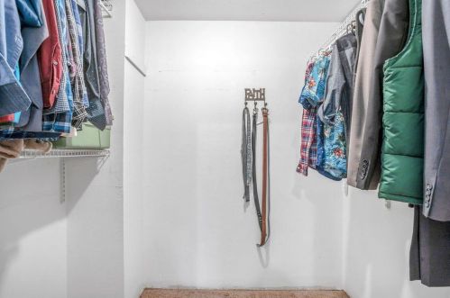 582 Shr Rd, Lithonia GA 30058-5991 exterior