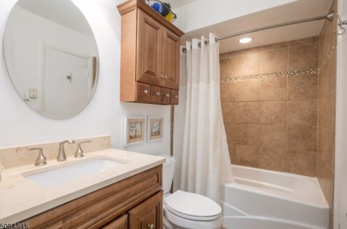 318 Eastview, Wharton NJ 07885-1762 exterior