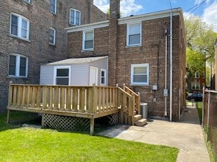 8535 Bennett Ave, Chicago IL  60617-2256 exterior