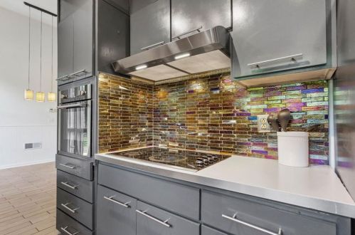 3081 Carmel Dr, Atlanta GA 30344-6506 exterior