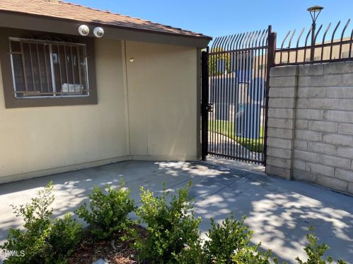 3131 Kelp Ln, Oxnard CA 93035-1665 exterior