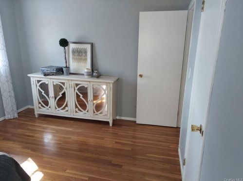 72 Stuart Dr, Poughkeepsie NY 12603-4714 exterior