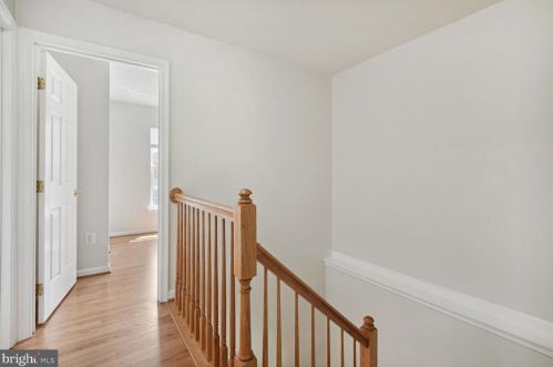 10417 Heathside Way, Rockville MD 20854-6344 exterior