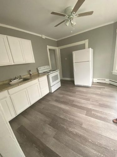 93 Florence St, Springfield MA 01105-1656 exterior