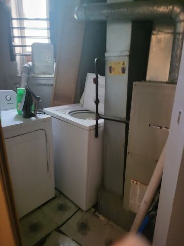 4437 Pr Ave, Chicago IL 60653-3912 exterior