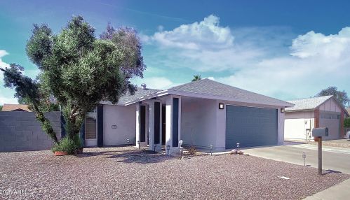 1203 Mariposa St, Chandler, AZ 85224-2744