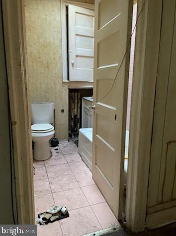 4933 17 St, Philadelphia PA 19112-0017 exterior