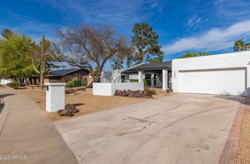 14827 2nd Pl, Phoenix AZ  85022-3611 exterior