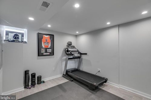 617 Emily St, Philadelphia PA 19148-2529 exterior