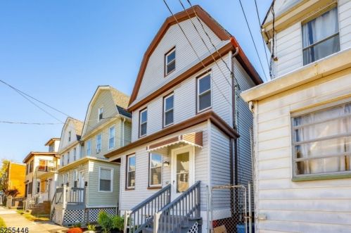 42 Grace St, Irvington, NJ 07111-3507