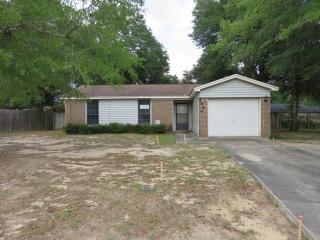 5886 Independence Dr, Milton, FL 32570-3588