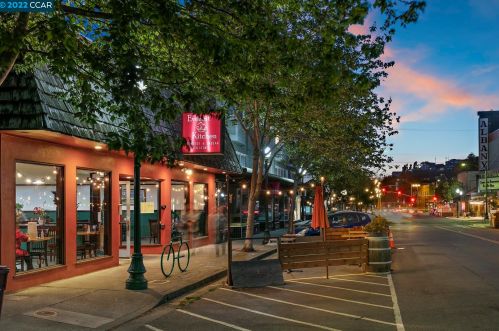 612 Stannage, Berkeley CA 94706-1640 exterior