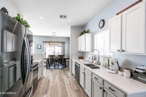 2591 Indian Wl Pl, Chandler AZ 85249-4168 exterior