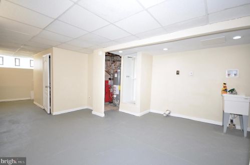 172 Grange Ave, Philadelphia PA 19120-1852 exterior