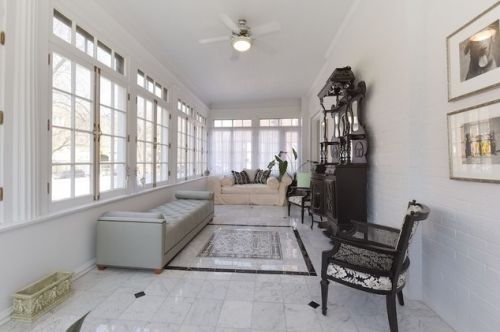 1000 48th St, Chicago IL 60615-1802 exterior