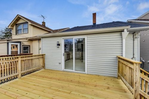 6507 Raven St, Chicago IL  60631-2517 exterior