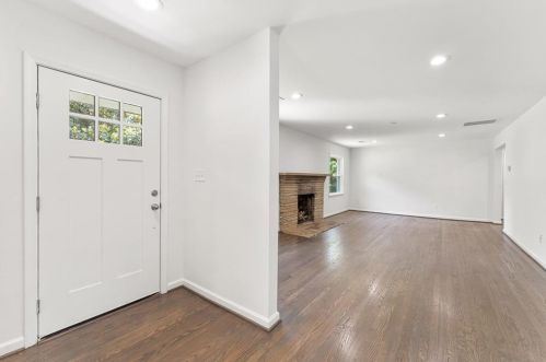 1922 Jacolyn Pl, Atlanta GA  30329-3316 exterior