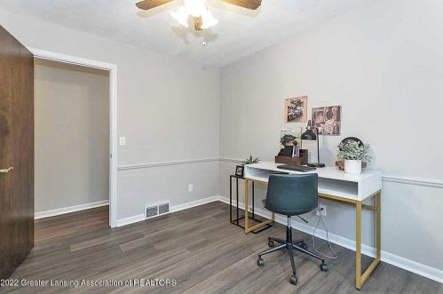 13311 Blackwood Dr, Dewitt MI 48820-8103 exterior