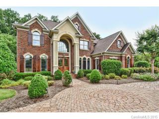 8009 Caliterra Dr, Matthews NC  28104-6248 exterior