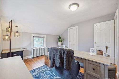 141 Cedarhurst Ln, Milford CT 06461-2721 exterior