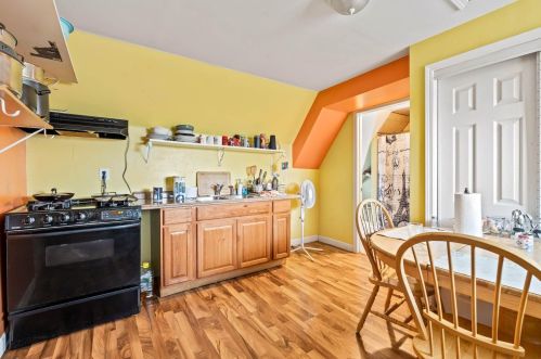 2861 7 St, Milwaukee WI 53215-3907 exterior