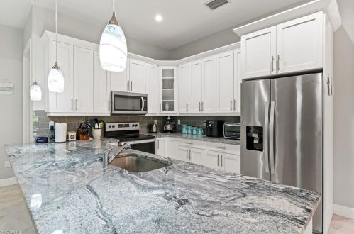 2642 18 Ave, Naples FL 34117-4524 exterior