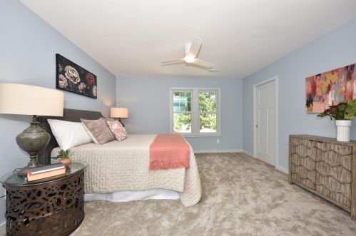 1908 Elmdale Ct, Milwaukee WI 53211-2342 exterior